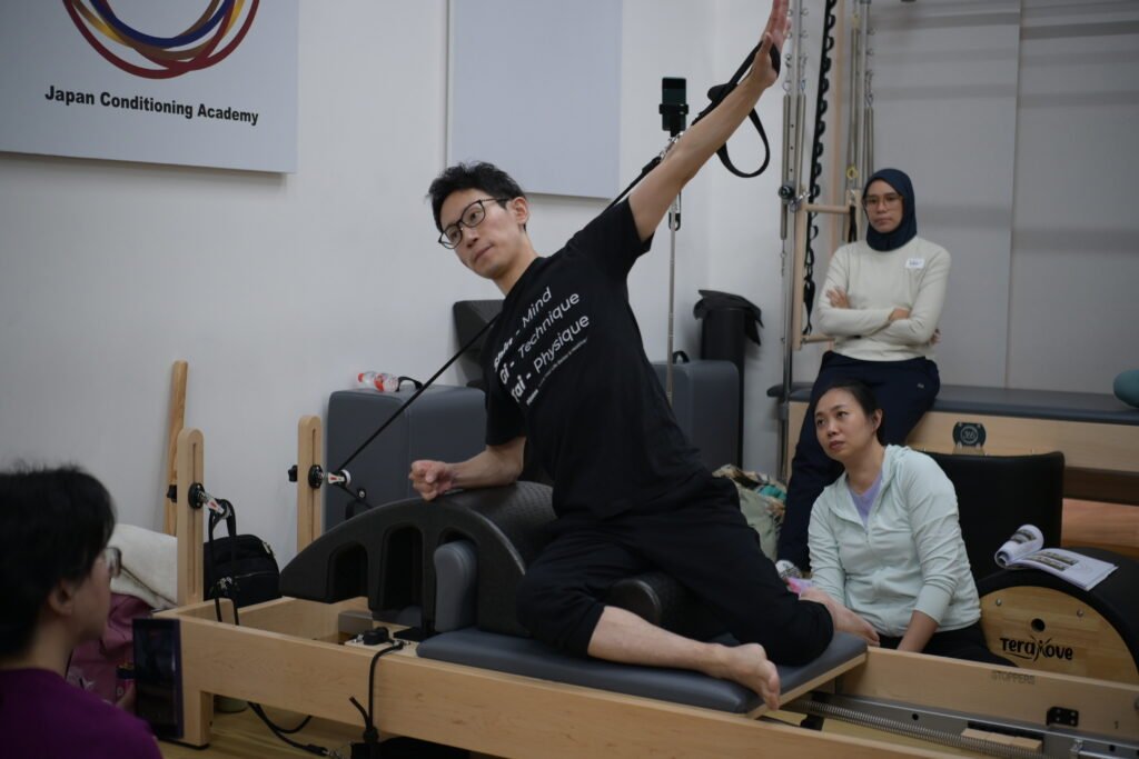 Spine Corrector & Ladder Barrel Training