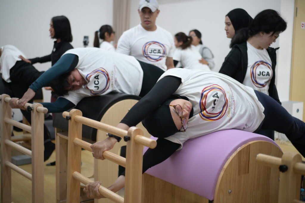 Spine Corrector & Ladder Barrel Training
